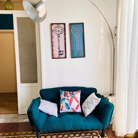 アパート Funky Flat